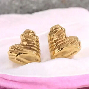 🆕️18K Gold Plated Stainless Steel Minimalist Textured Heart Stud Earrings